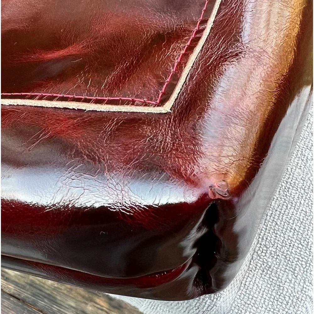 [SOLD] Artisan Made Original Little Raincloud Leather Goods Small Shoulder Bag. - Picture 13 of 14